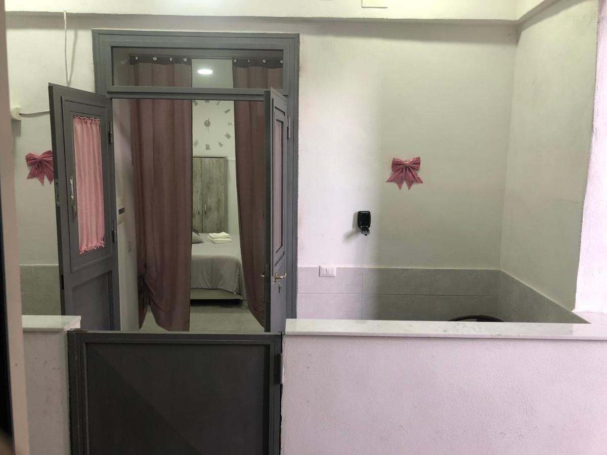 Il Basso Della Nonna Neapel Exterior foto